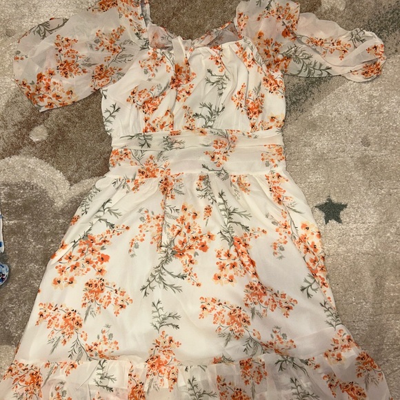 Two floral 1X dresses - Picture 3 of 3